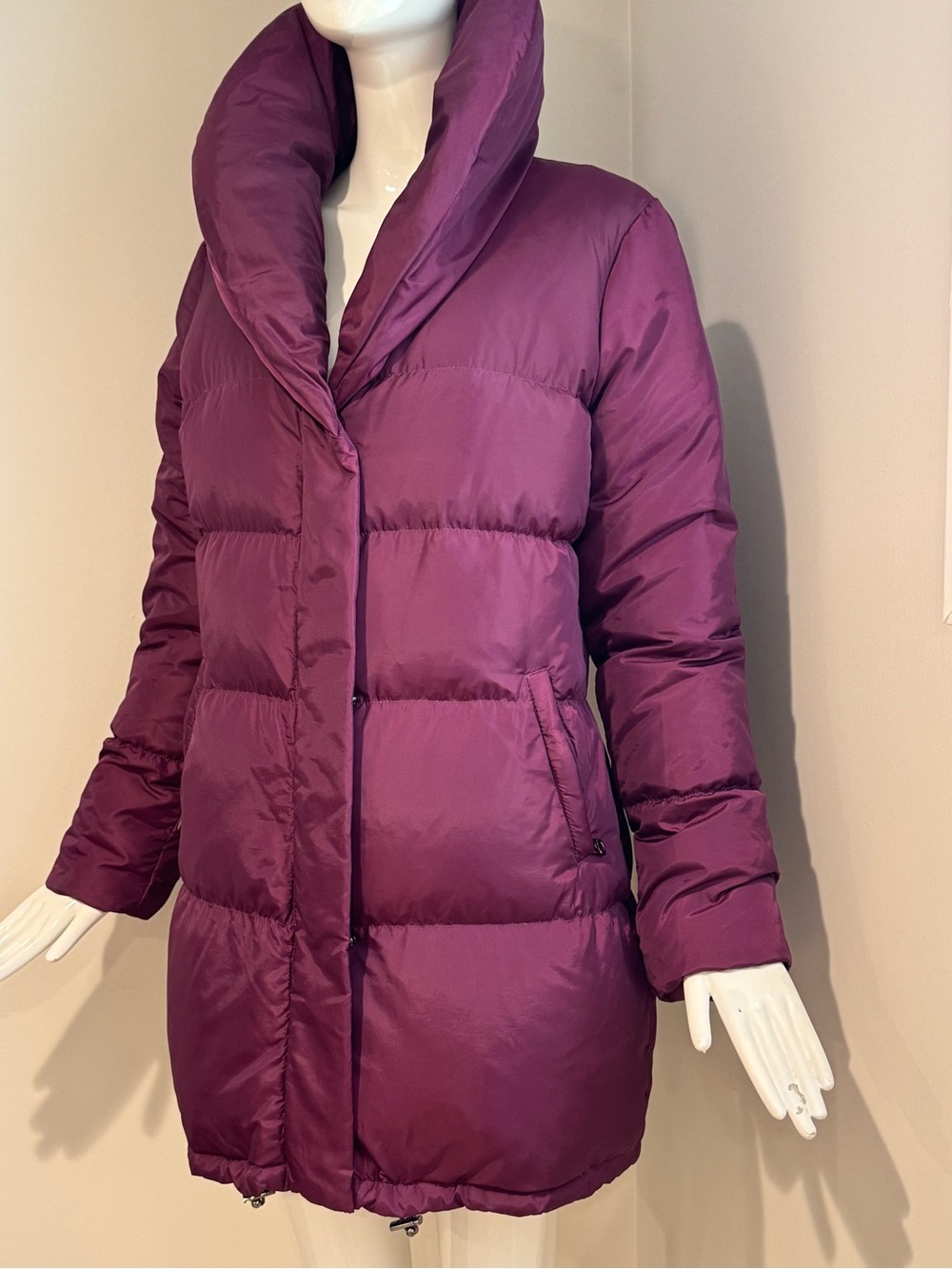 Via Spiga Plum Down Puffer Coat Women’s Medium Purple Winter Jacket